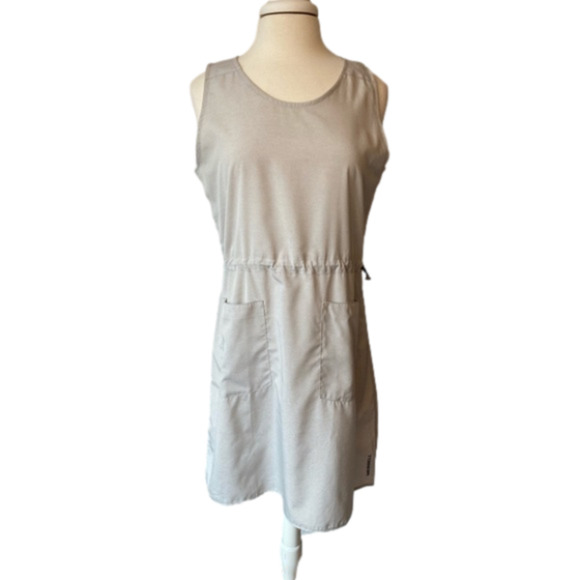 Merrell Women's M Athleisure Pinstripe Gray Sleeveless Dress Packable Hiking - Picture 1 of 9